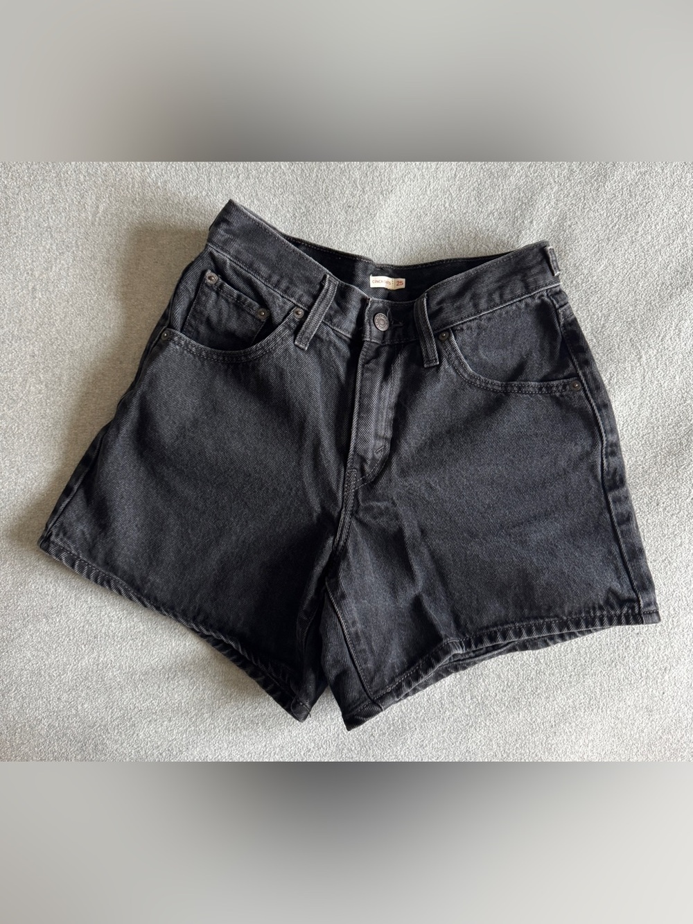 Levi Cinch Shorts